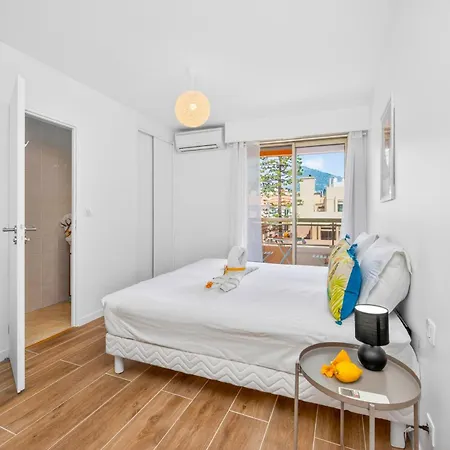 Boyer - Somptueux 3 Pièces Carré D'or Parking Privé Menton